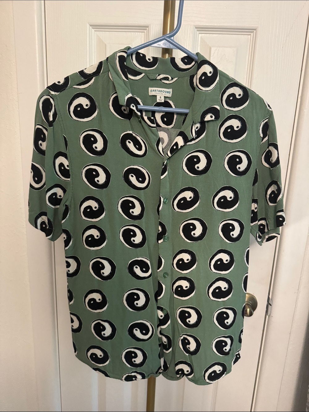 EARTHBOUND Green Short Sleeve Button-Up with Black & White Yin Yang Print